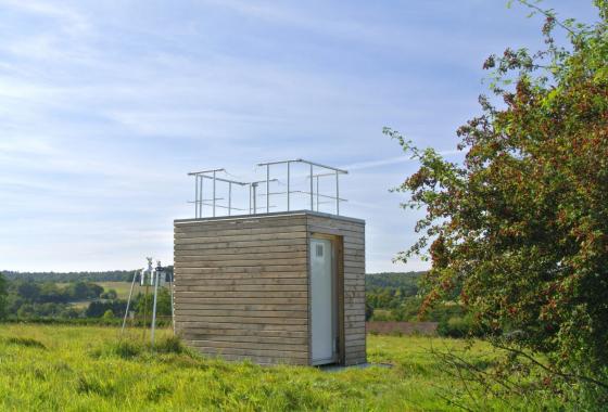 Station de mesures de la qualité de l'air rurale en Isère