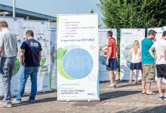 Aperçu de l'expositon l'air à la loupe