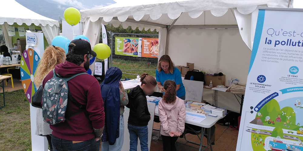 Activité au stand Atmo à la coupe icare 2024